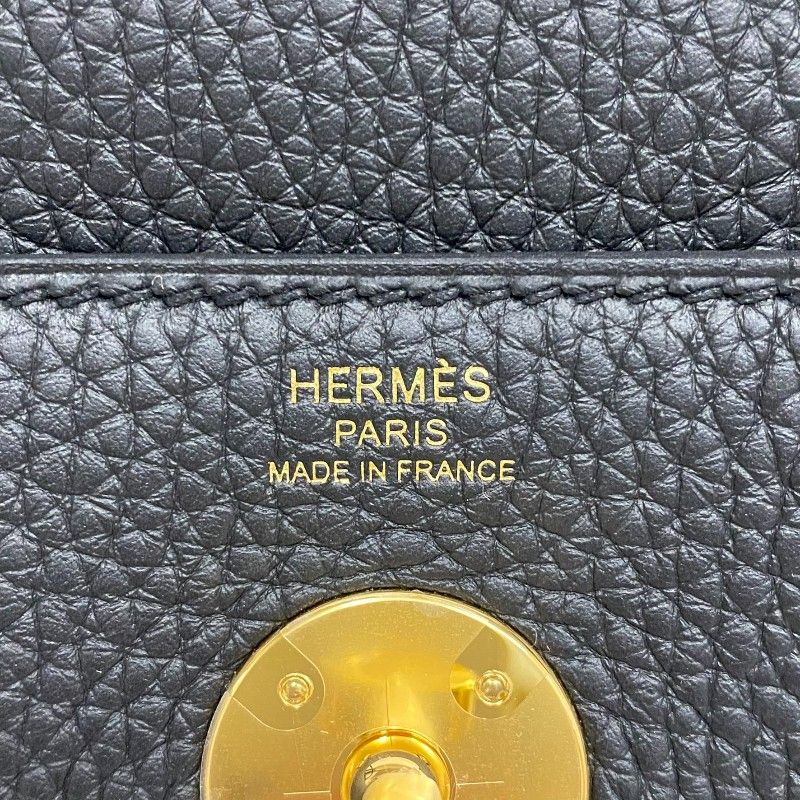 HERMES Lindy 26 Handbag - Black with Gold Hardware, 2025 Edition