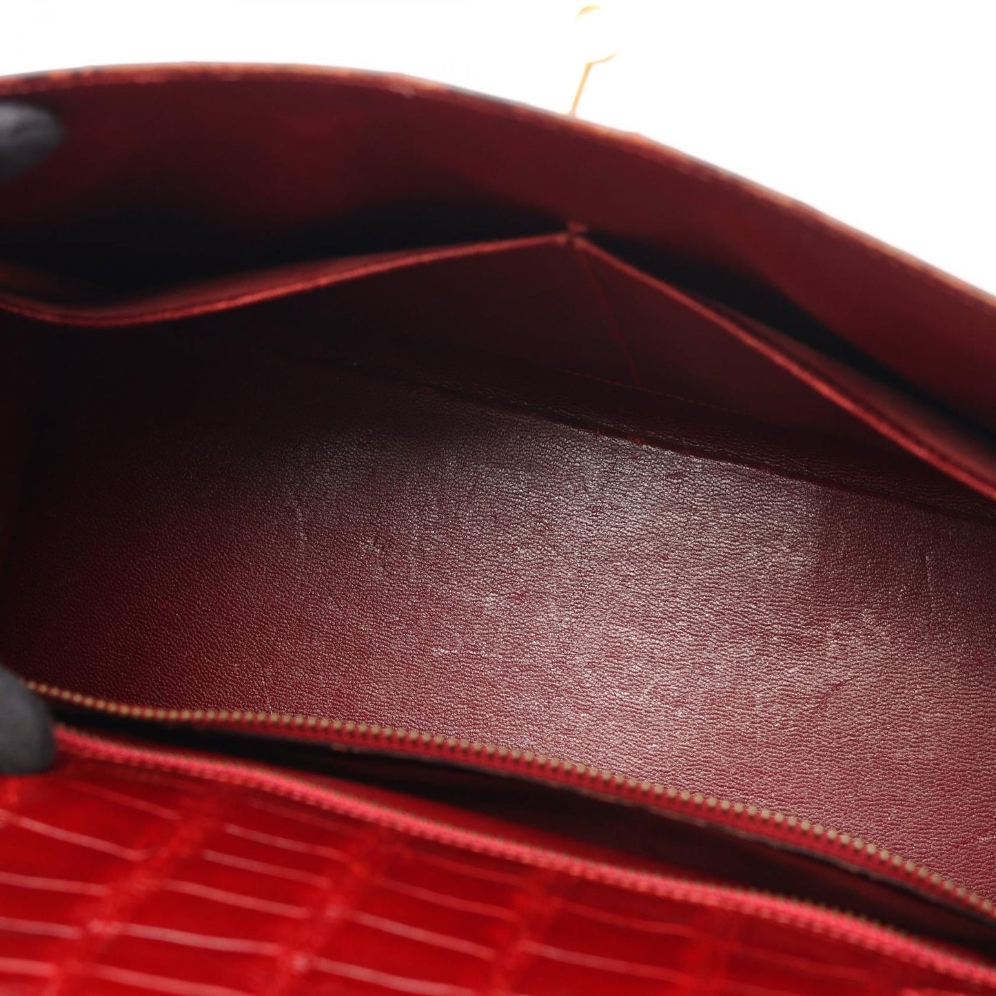 HERMES Kelly 32 Handbag in Blaze - Timeless Elegance