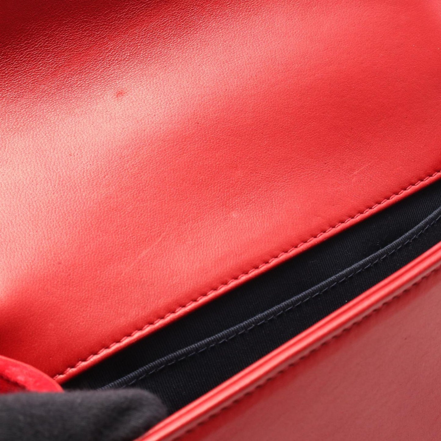 CHANEL Boy Chanel Small Shoulder Bag in Red/Green Fabric Canvas