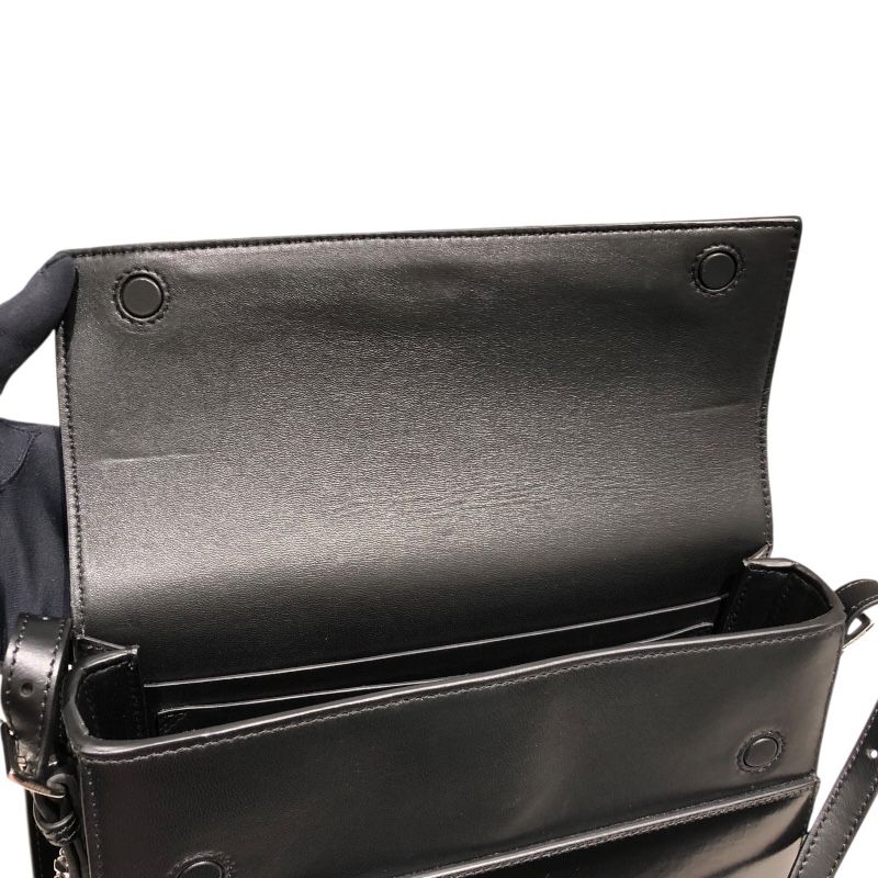 Burberry Horseferry Shoulder Bag in Black Leather - Timeless Elegance