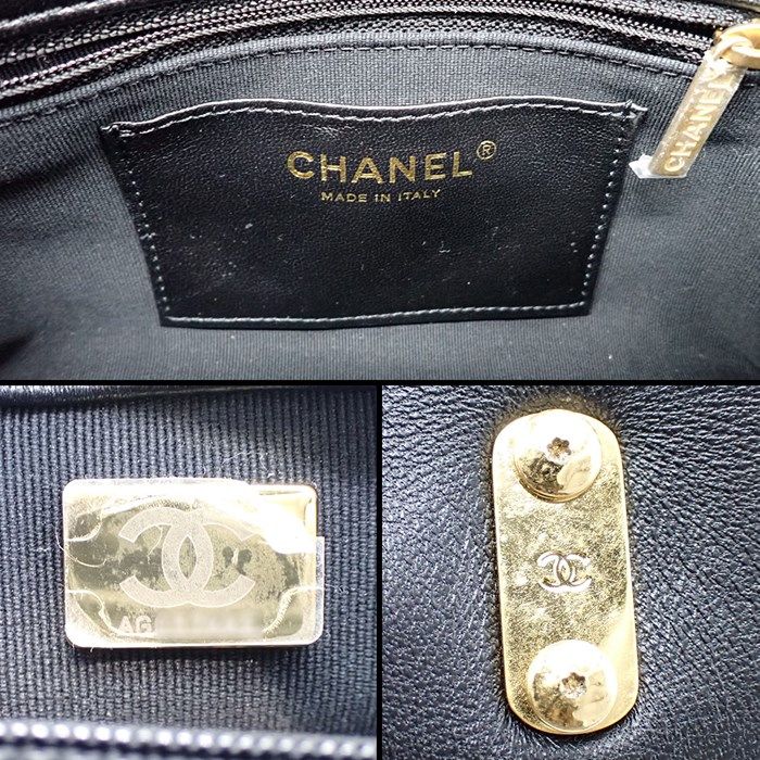 Chanel Black Lambskin Shoulder Bag with Gold Hardware - Timeless Elegance