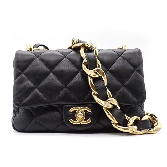 Chanel Black Lambskin Shoulder Bag with Gold Hardware - Timeless Elegance