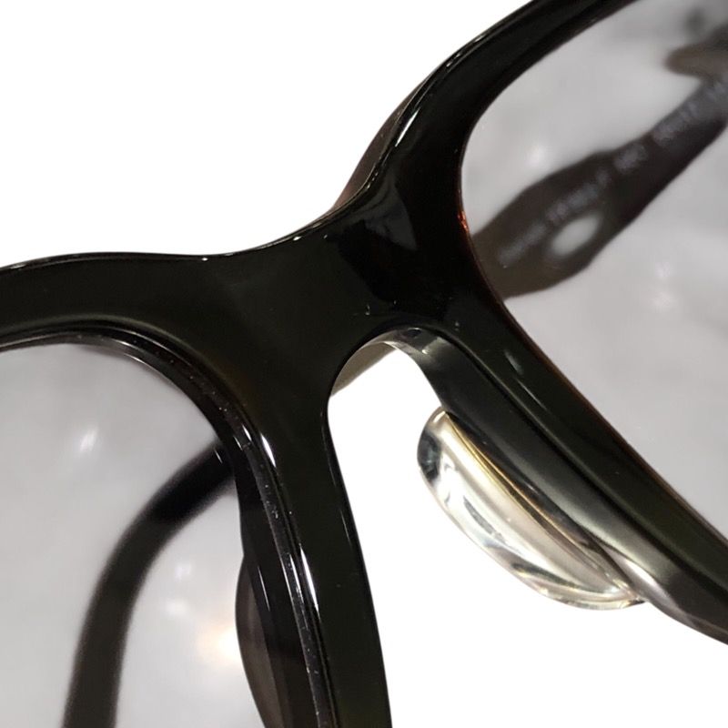 TOM FORD Wellington Sunglasses in Grey - Timeless Elegance
