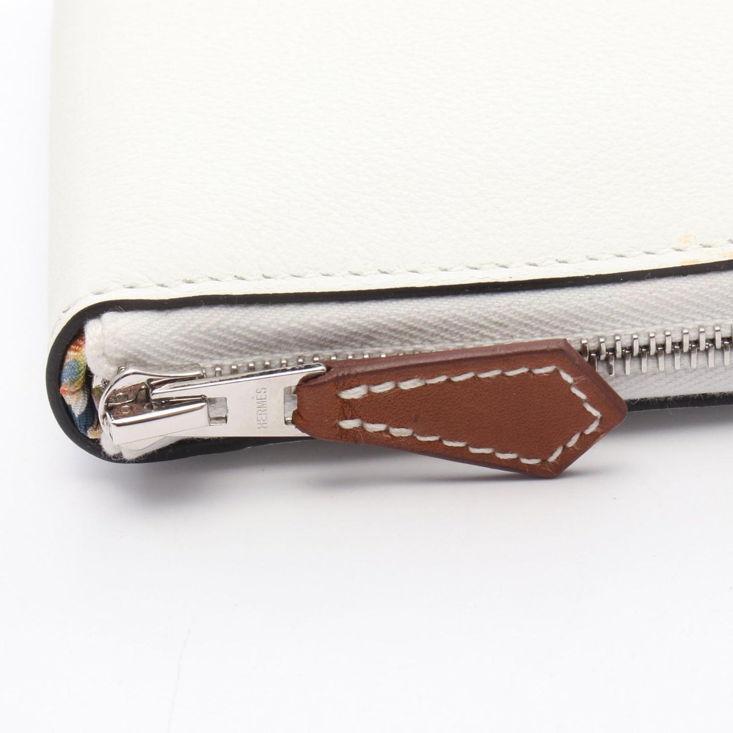 HERMES Azap Compact Silk-In Wallet in New White - Exquisite Craftsmanship