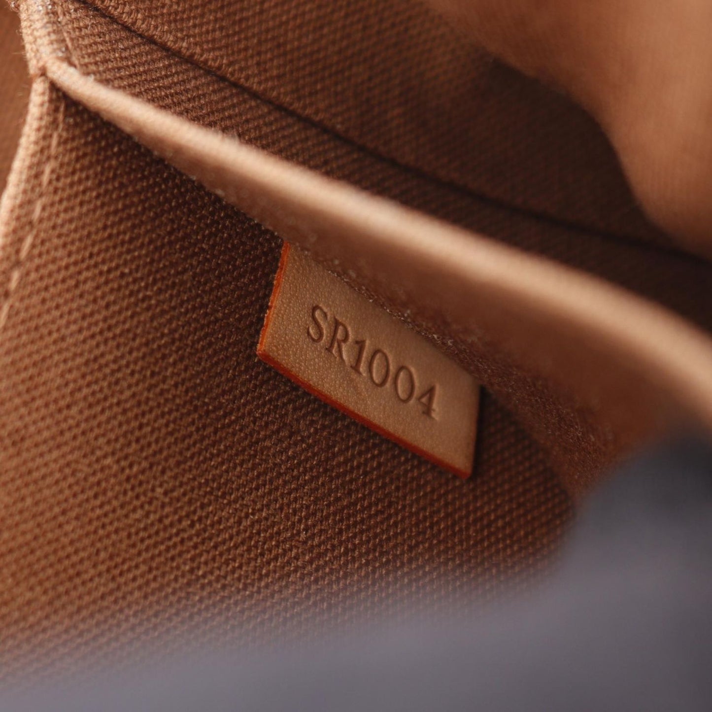 Louis Vuitton Marelle Shoulder Bag - Timeless Elegance in Brown