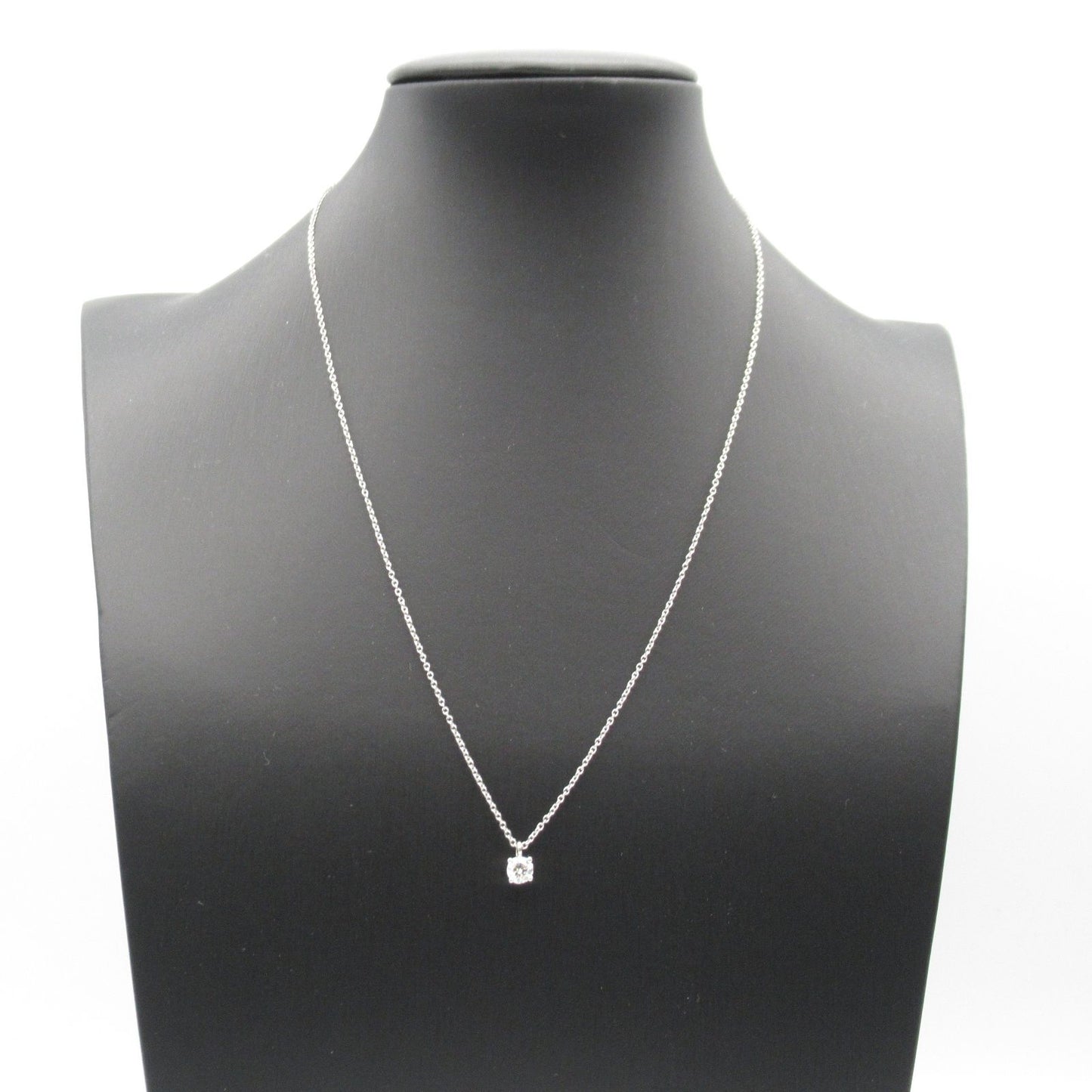 TIFFANY & CO Solitaire Necklace 0.34ct in Platinum - Timeless Elegance
