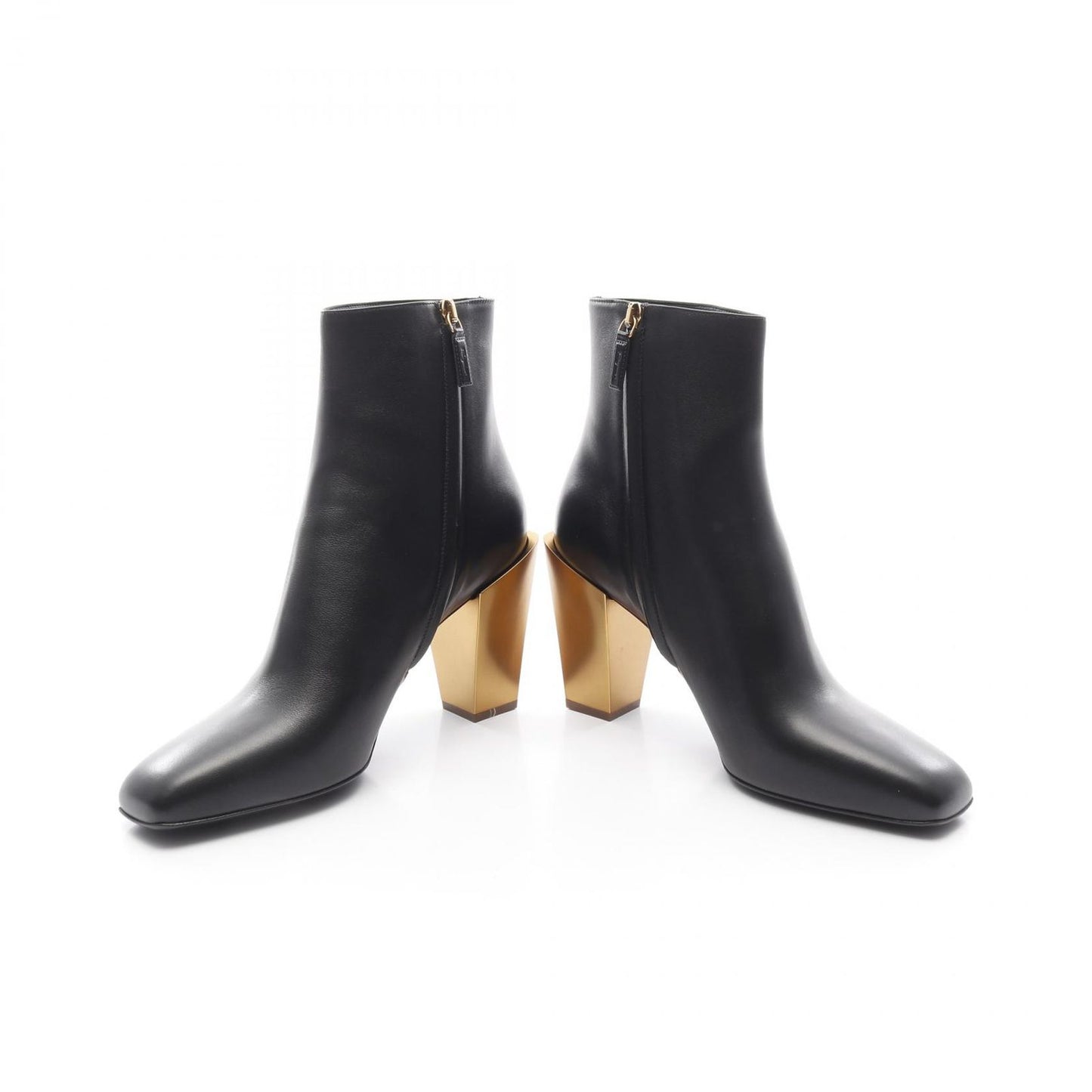 Salvatore Ferragamo Women's Leather Short Boots - Unworn Elegance