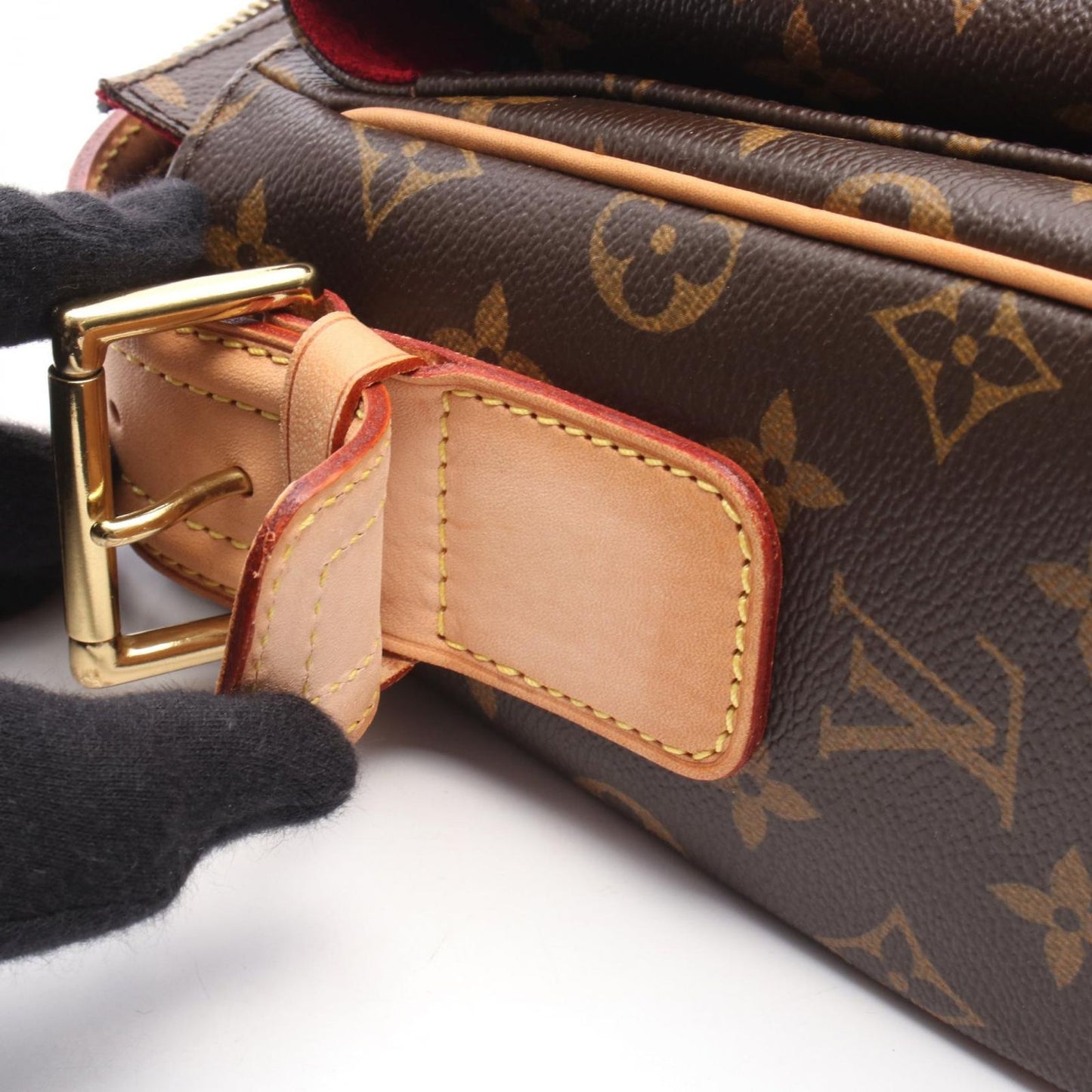 Louis Vuitton Viva Cite GM Monogram Shoulder Bag - Timeless Elegance