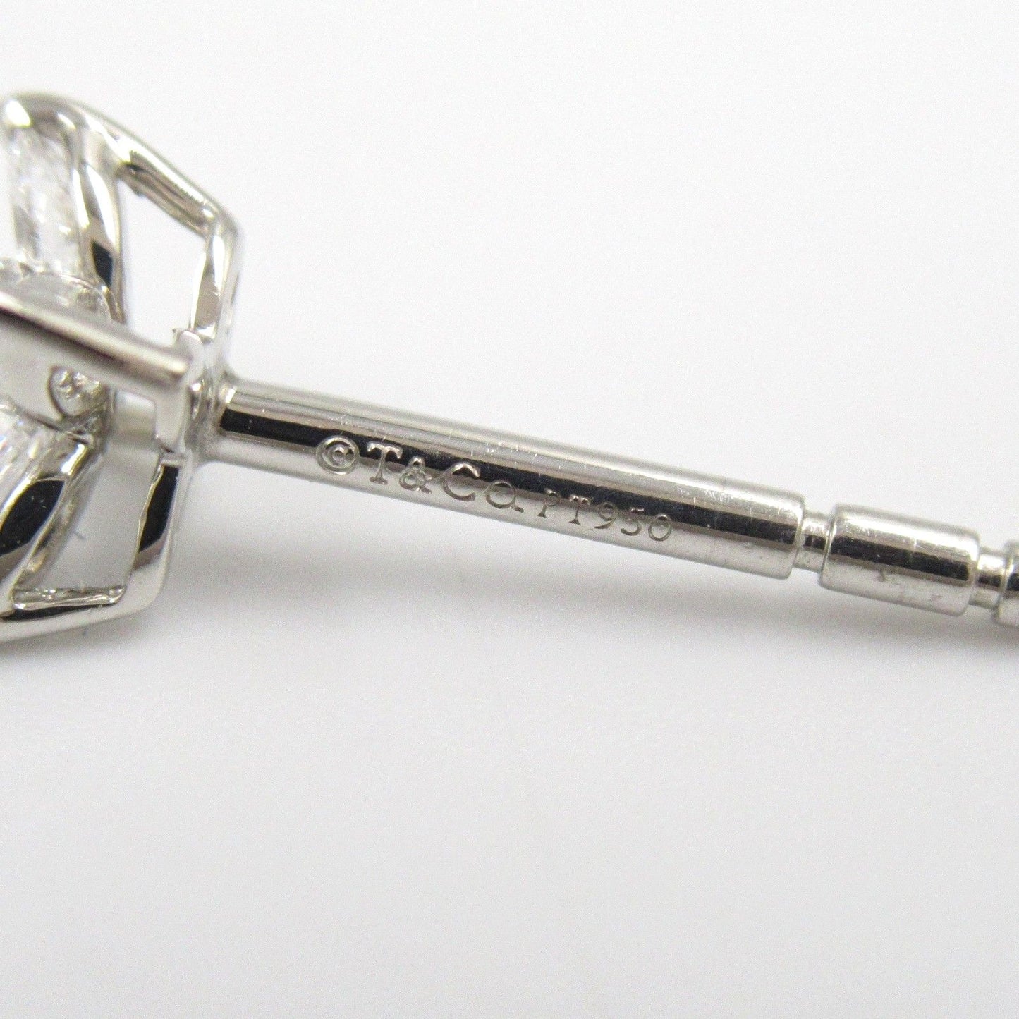 TIFFANY & CO Victoria Mini Diamond Earrings in Platinum