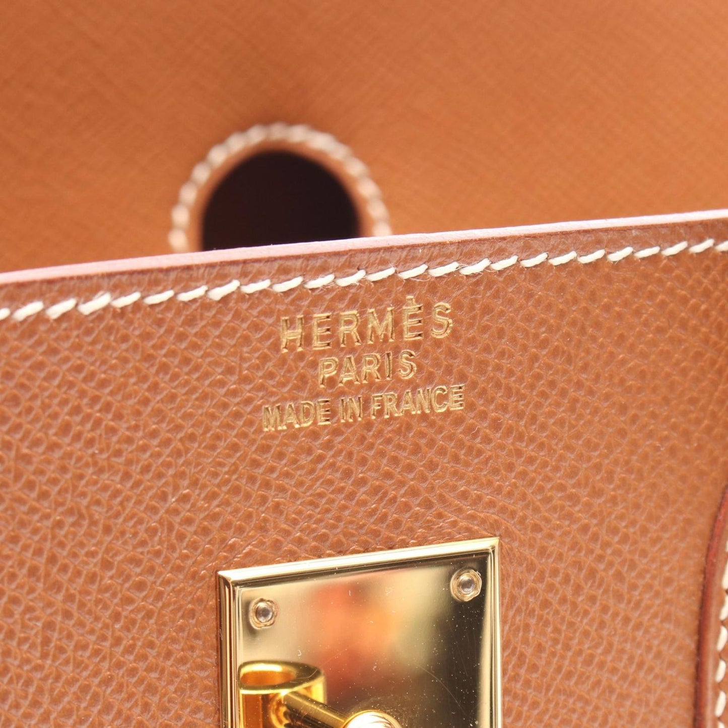 HERMES Haut à Courroies 32 Handbag in Gold Leather