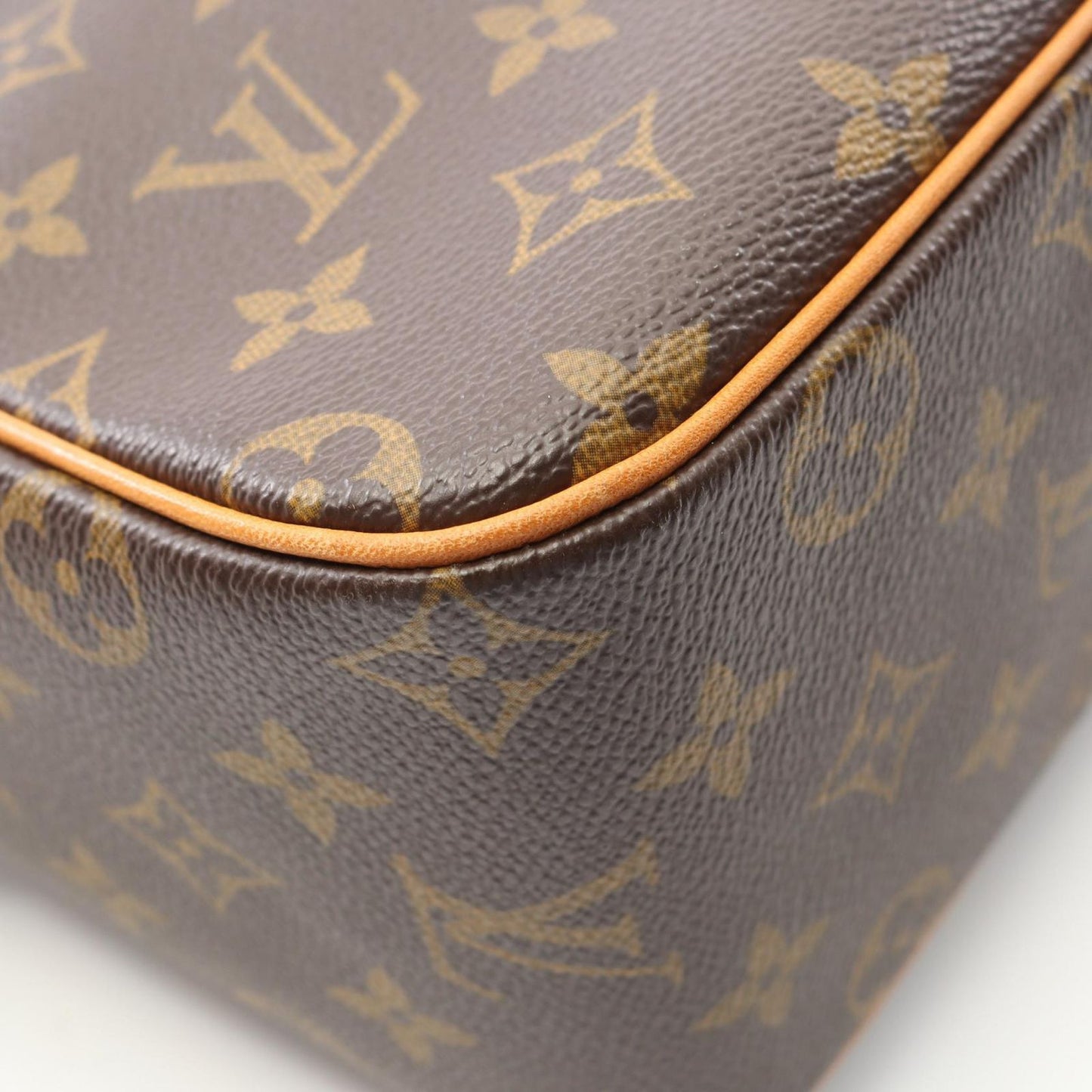Louis Vuitton Viva Cite GM Monogram Shoulder Bag - Timeless Elegance