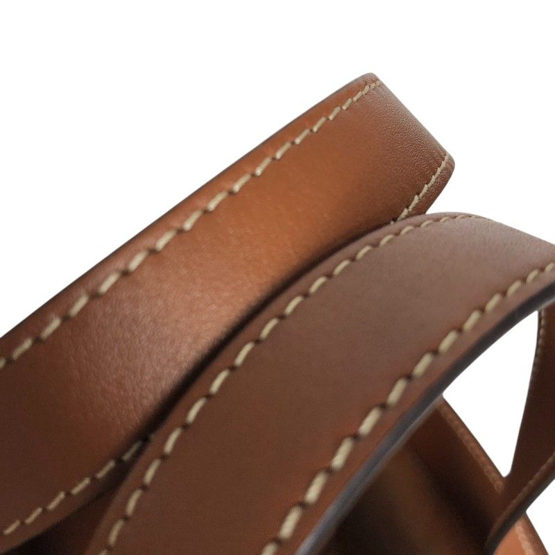 CELINE Cube Bag 199203 Tan with Gold Hardware - Exquisite Craftsmanship