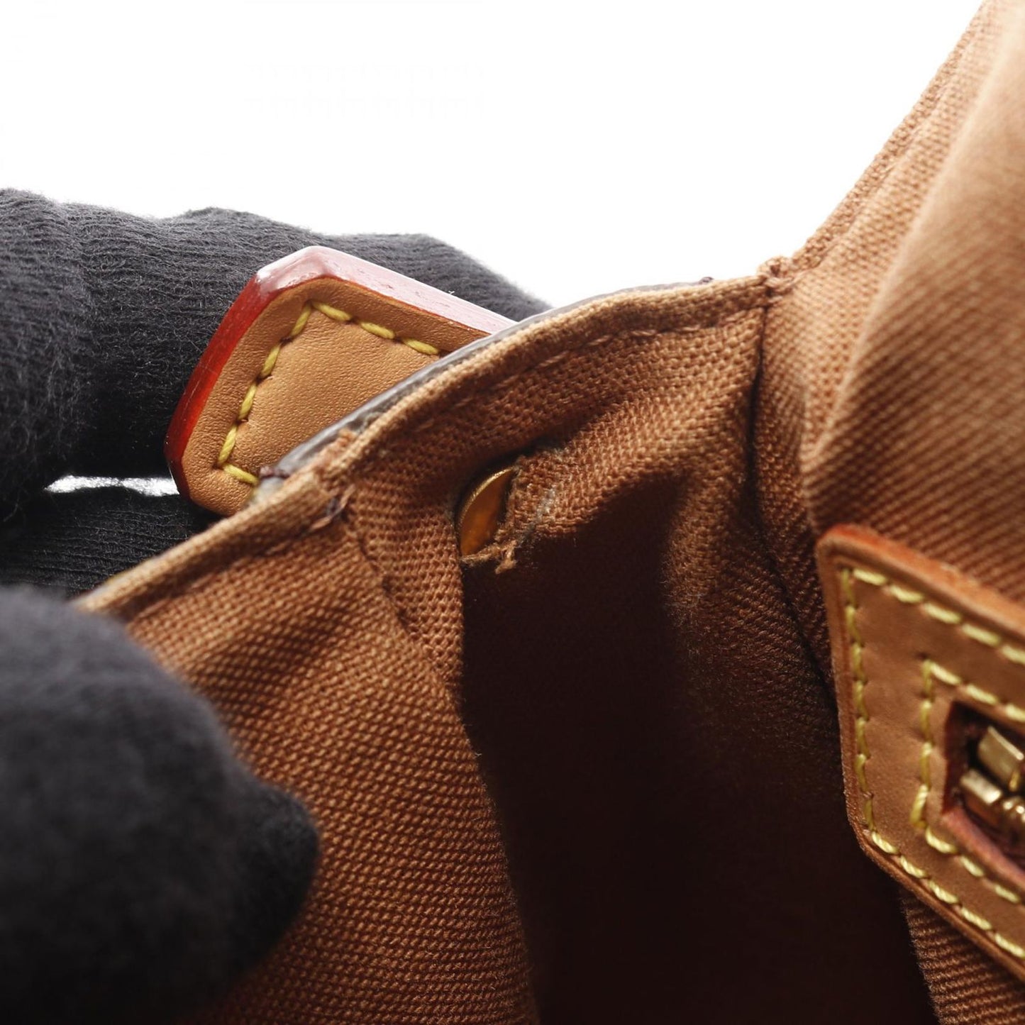 Louis Vuitton Mini Looping Handbag - Timeless Elegance in Brown