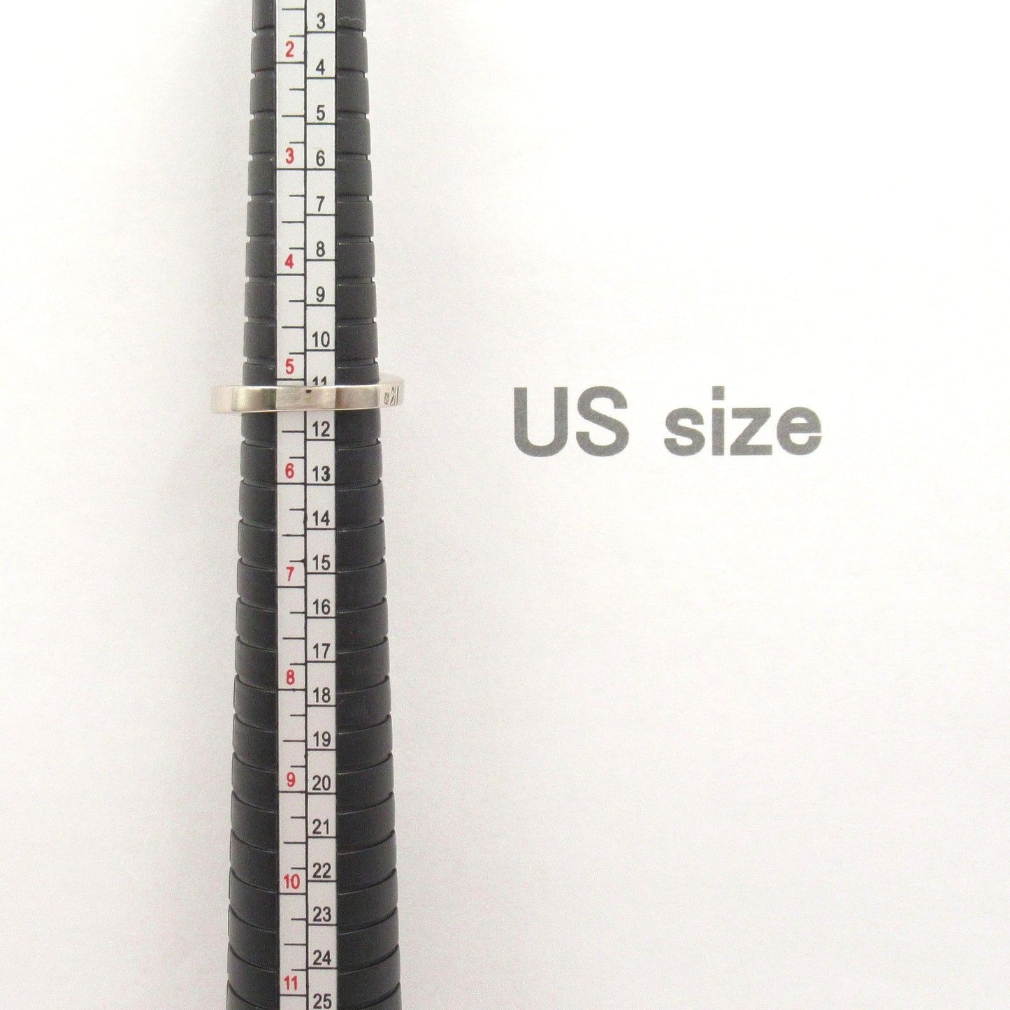 CARTIER Menotte Ring in K18 White Gold - Timeless Elegance