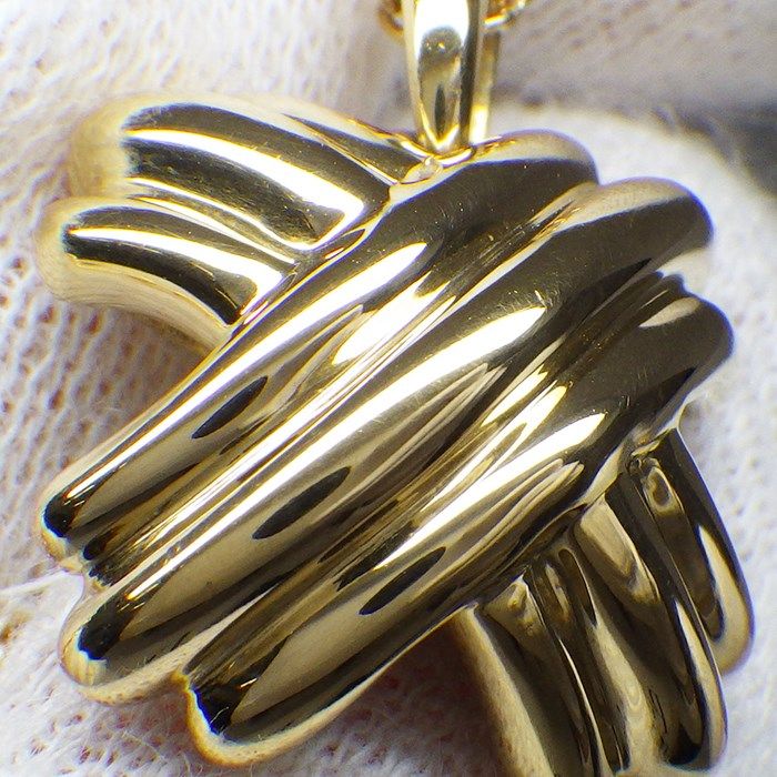 Tiffany & Co. Signature Cross Necklace in K18 Yellow Gold