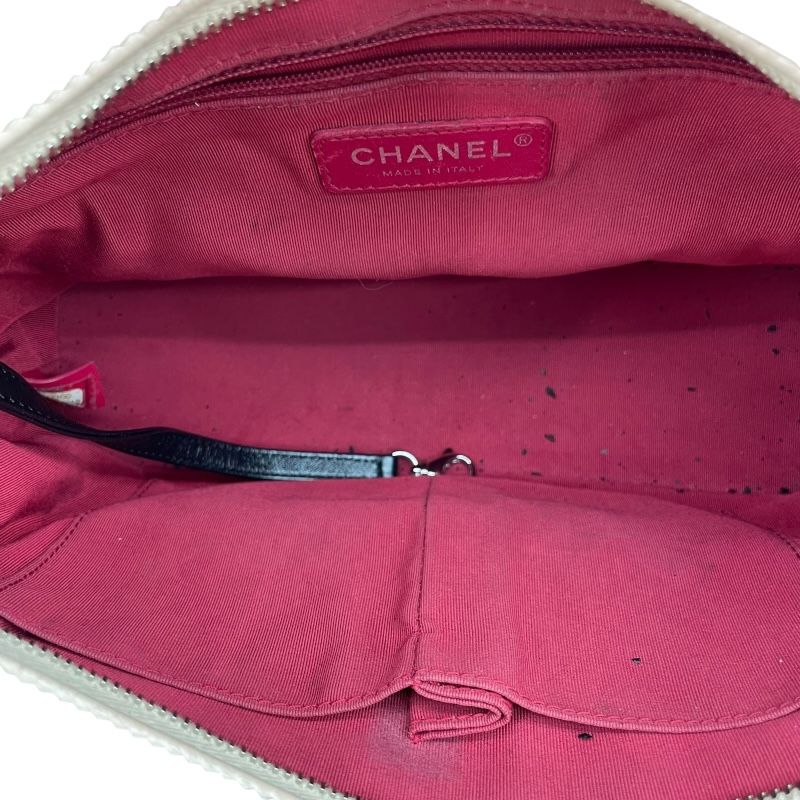 CHANEL Gabrielle Hobo Medium Bag in Pink & Black Calfskin