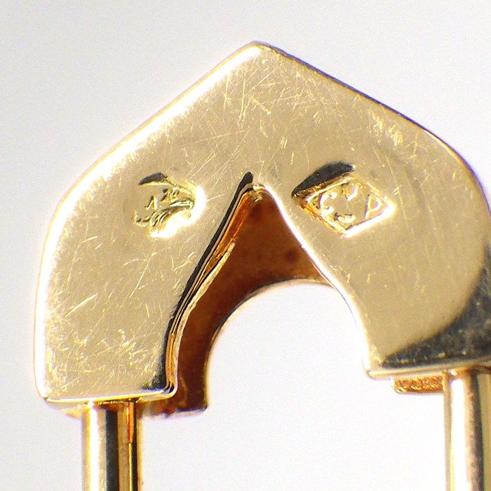 Cartier Entrelacés C2 2C K18YG Brooch - Exquisite Craftsmanship