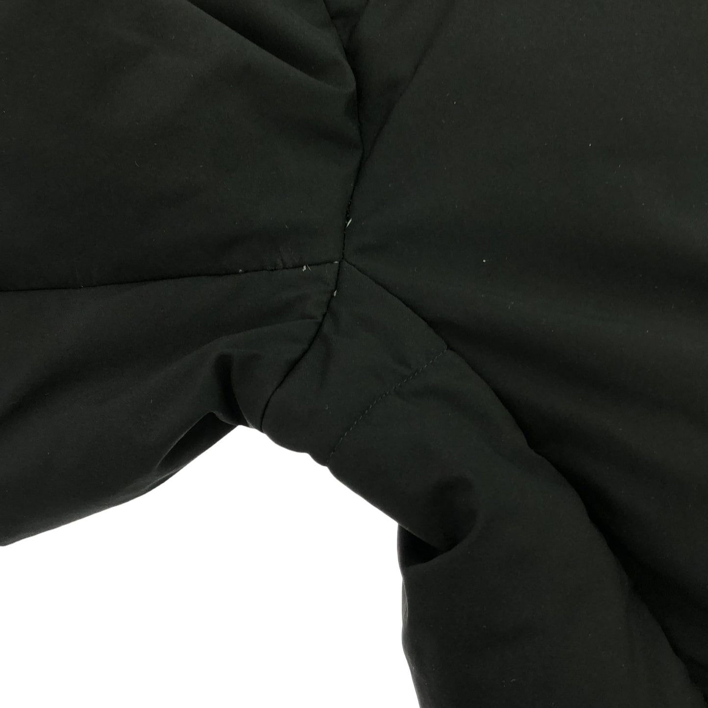 THE NORTH FACE Women's Black Down Jacket - Timeless Elegance