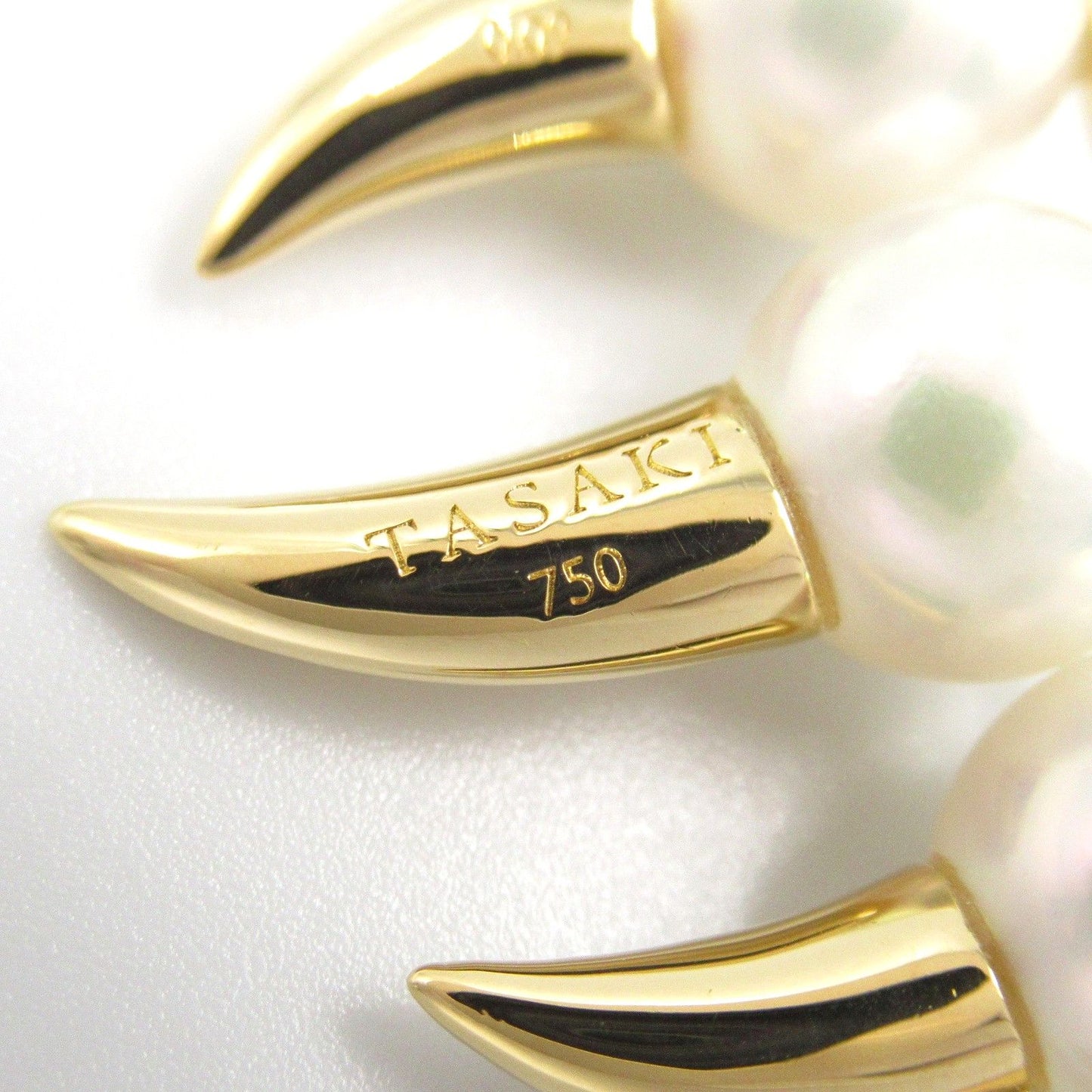 TASAKI Danger Fang Necklace with Pearl and Diamond in 18K Gold