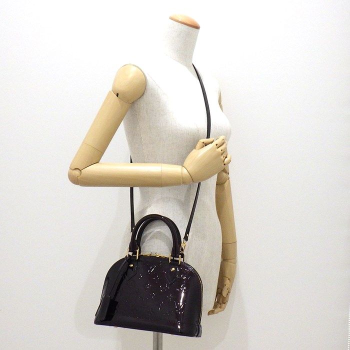 Louis Vuitton Alma BB Amarante Vernis Handbag - Exquisite Craftsmanship