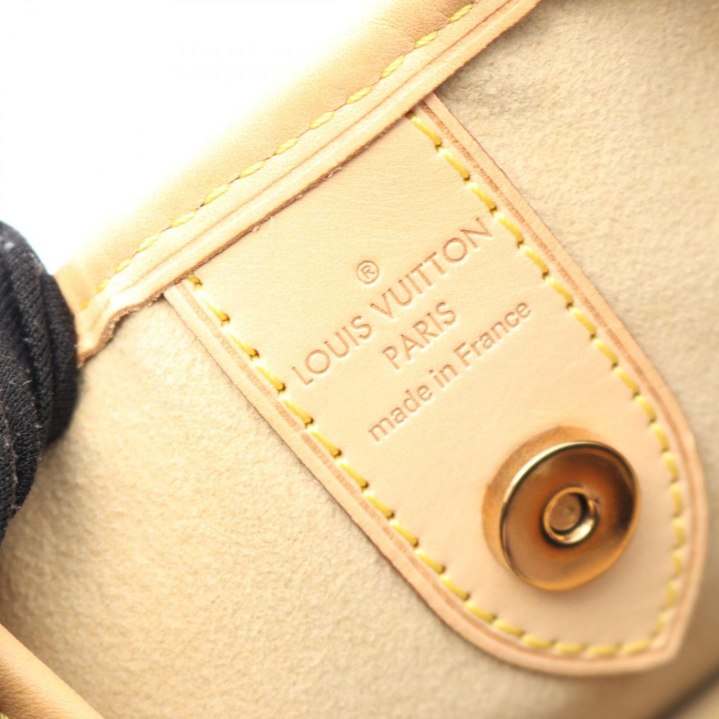 Louis Vuitton Galliera GM Monogram Shoulder Bag - Timeless Elegance