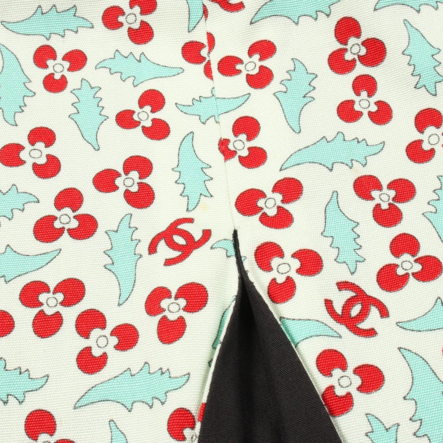 CHANEL Coco Mark Green Cotton Skirt - Timeless Elegance