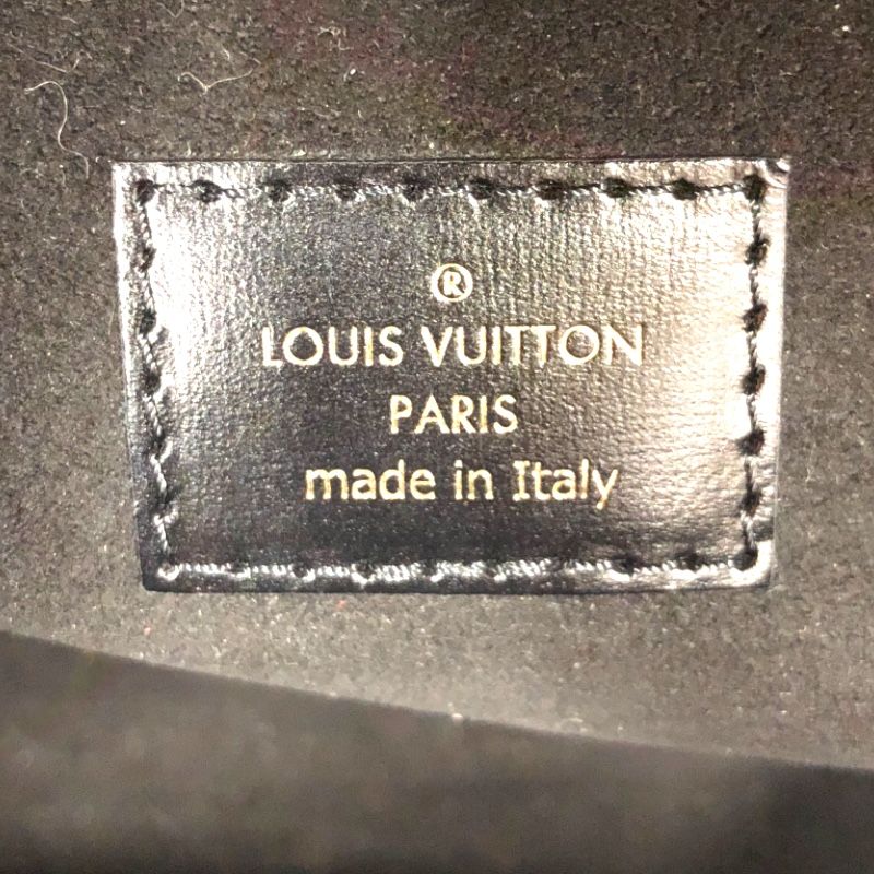 Louis Vuitton Pochette Métis MM Monogram Reverse - Timeless Elegance