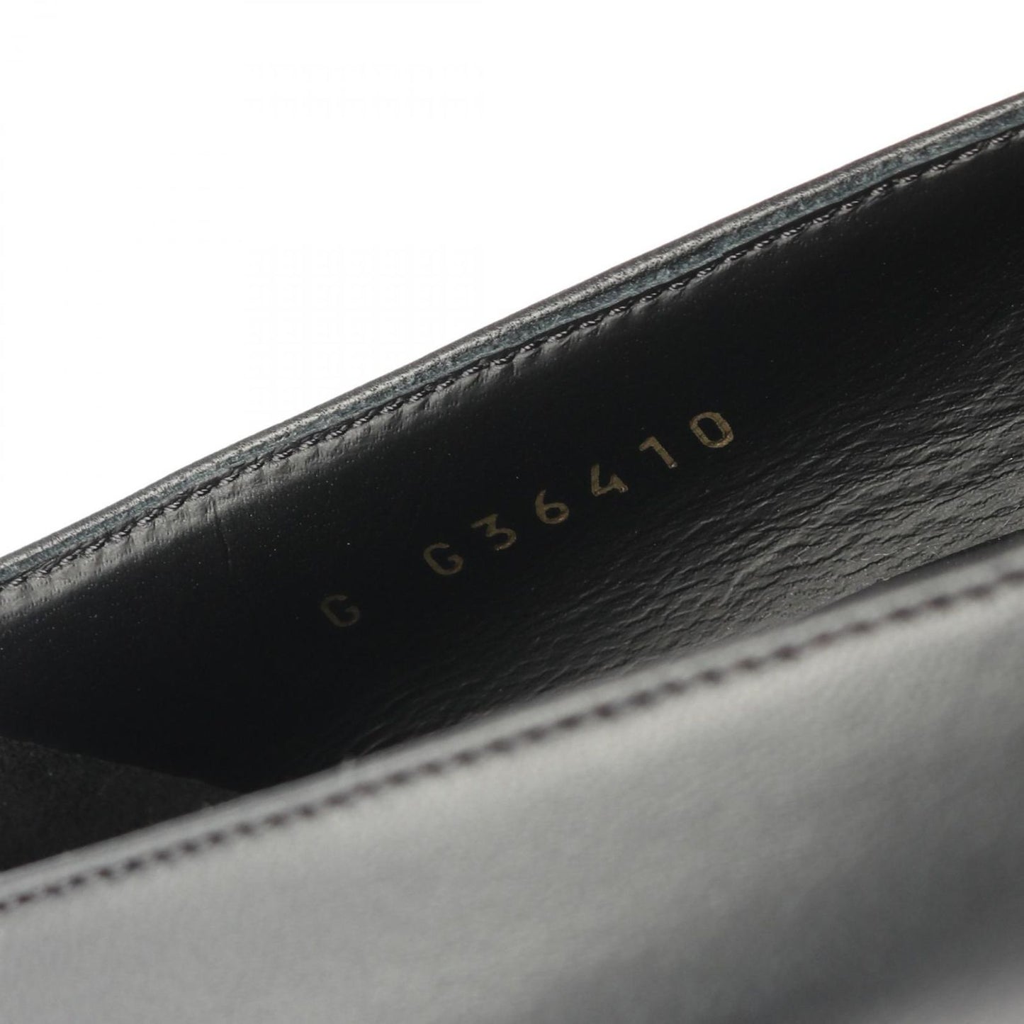 CHANEL Coco Mark Black Leather Pumps - Timeless Elegance