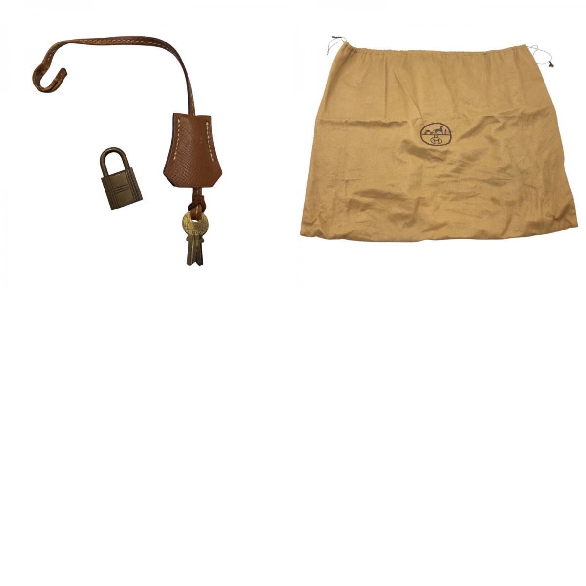 HERMES Kelly 35 Shoulder Bag in Gold with Gold Hardware