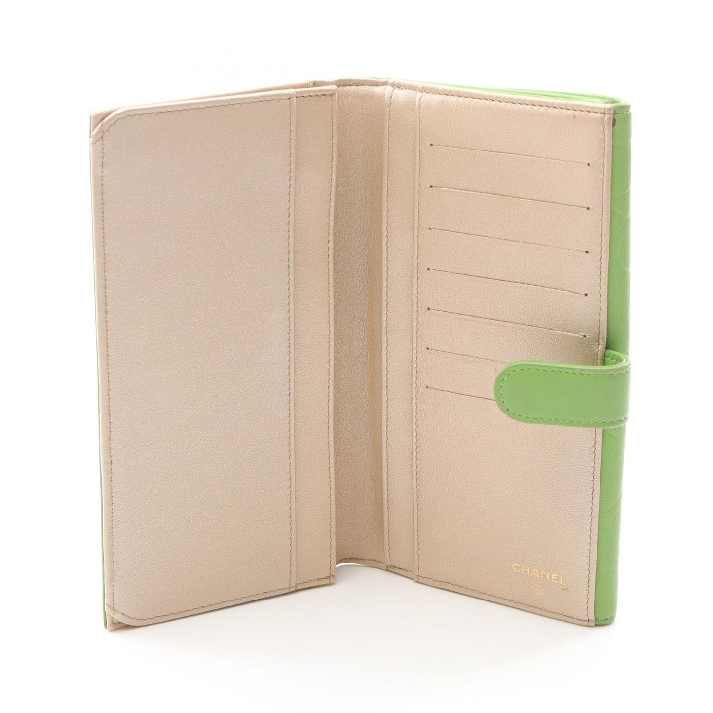 CHANEL Camellia Double Snap Wallet in Apple Green Leather