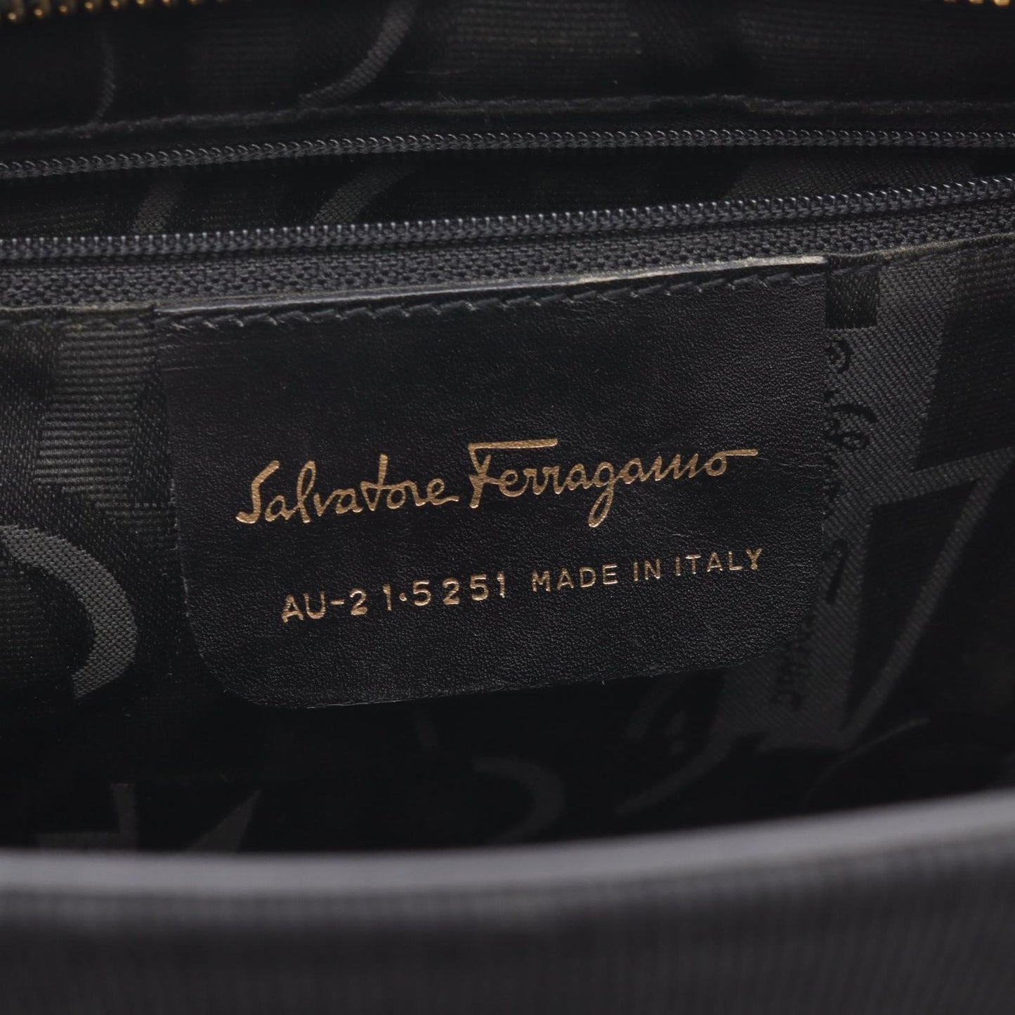 Salvatore Ferragamo Vara Handbag in Black Nylon & Leather