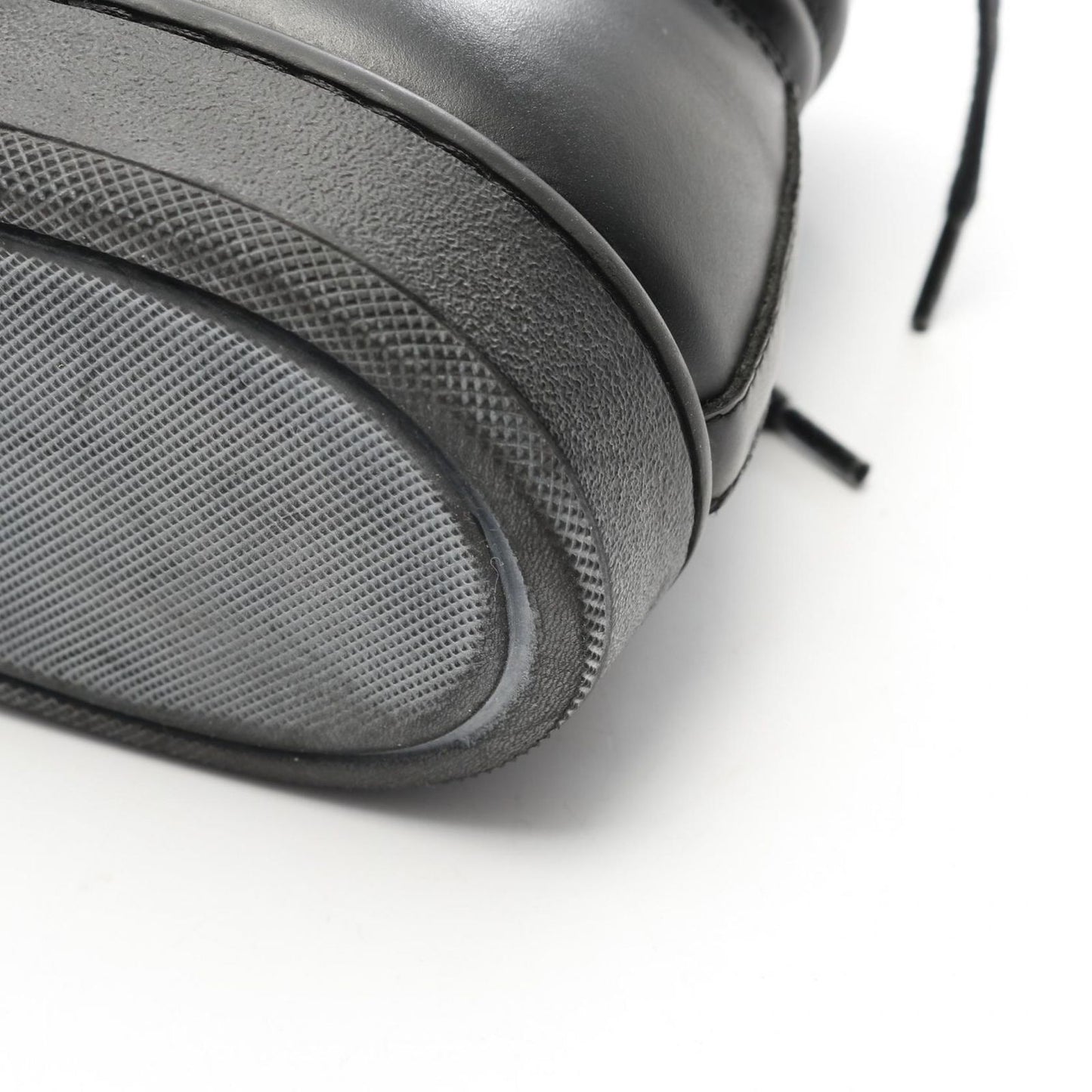 SAINT LAURENT PARIS Black Leather Sneakers - Timeless Elegance