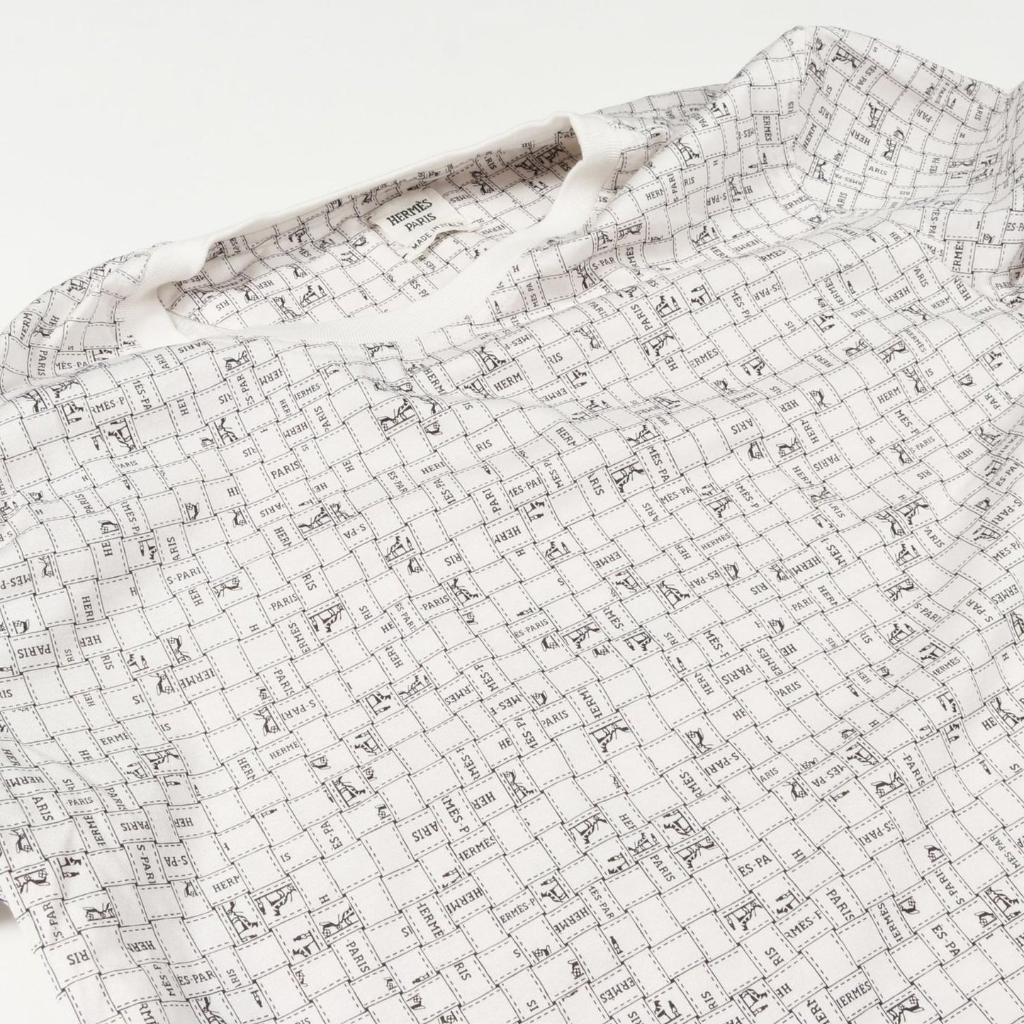 HERMES Bolduc au Carre Cotton T-Shirt - Timeless Elegance