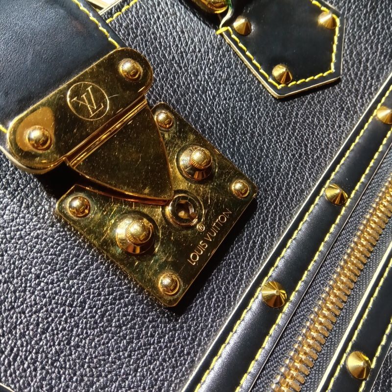 Louis Vuitton Fabuleux M91812 Black & Gold Hardware Handbag