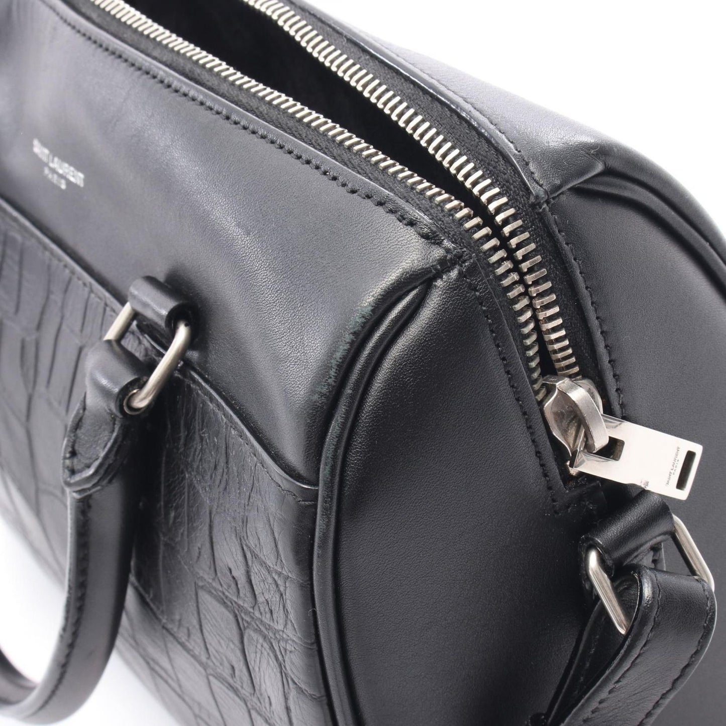 Yves Saint Laurent Baby Duffle Handbag in Black Leather