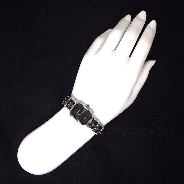 CHANEL Première M H0451 Black Dial Quartz Watch - Timeless Elegance