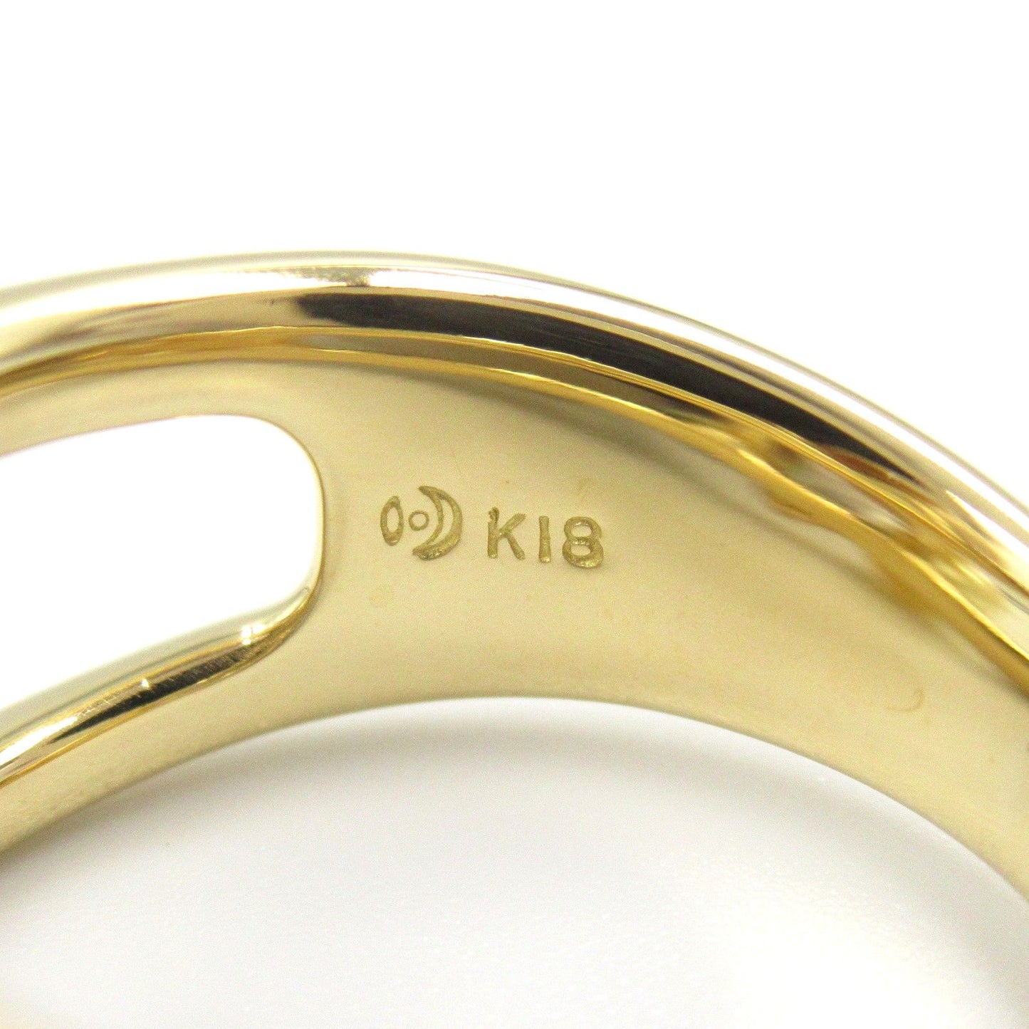 TASAKI Freshwater Pearl Ring in 18K Yellow Gold with Diamonds