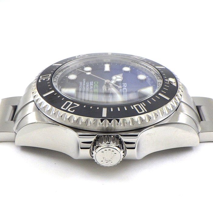 Rolex Sea-Dweller Deepsea 116660 - D-Blue Dial - Exceptional Craftsmanship