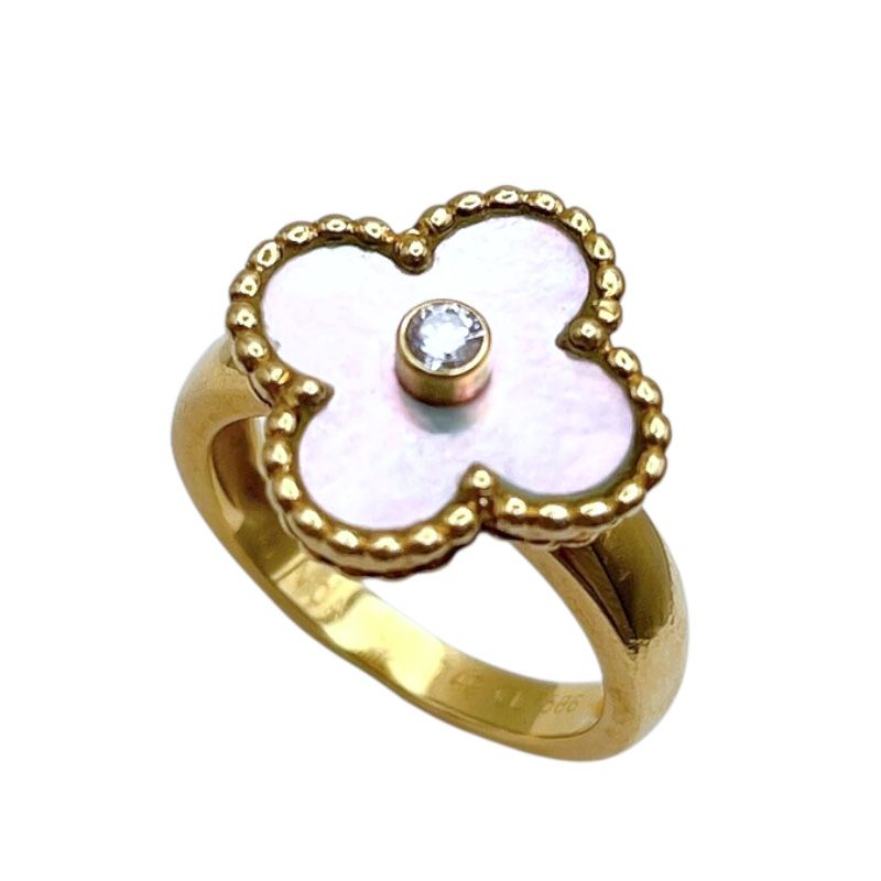 Van Cleef & Arpels Vintage Alhambra Ring in K18 Gold & MOP