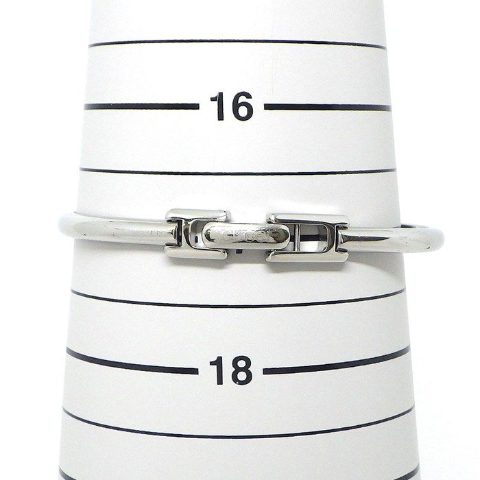 GUCCI 1900L Square Bangle Watch with Gray Sunray Dial