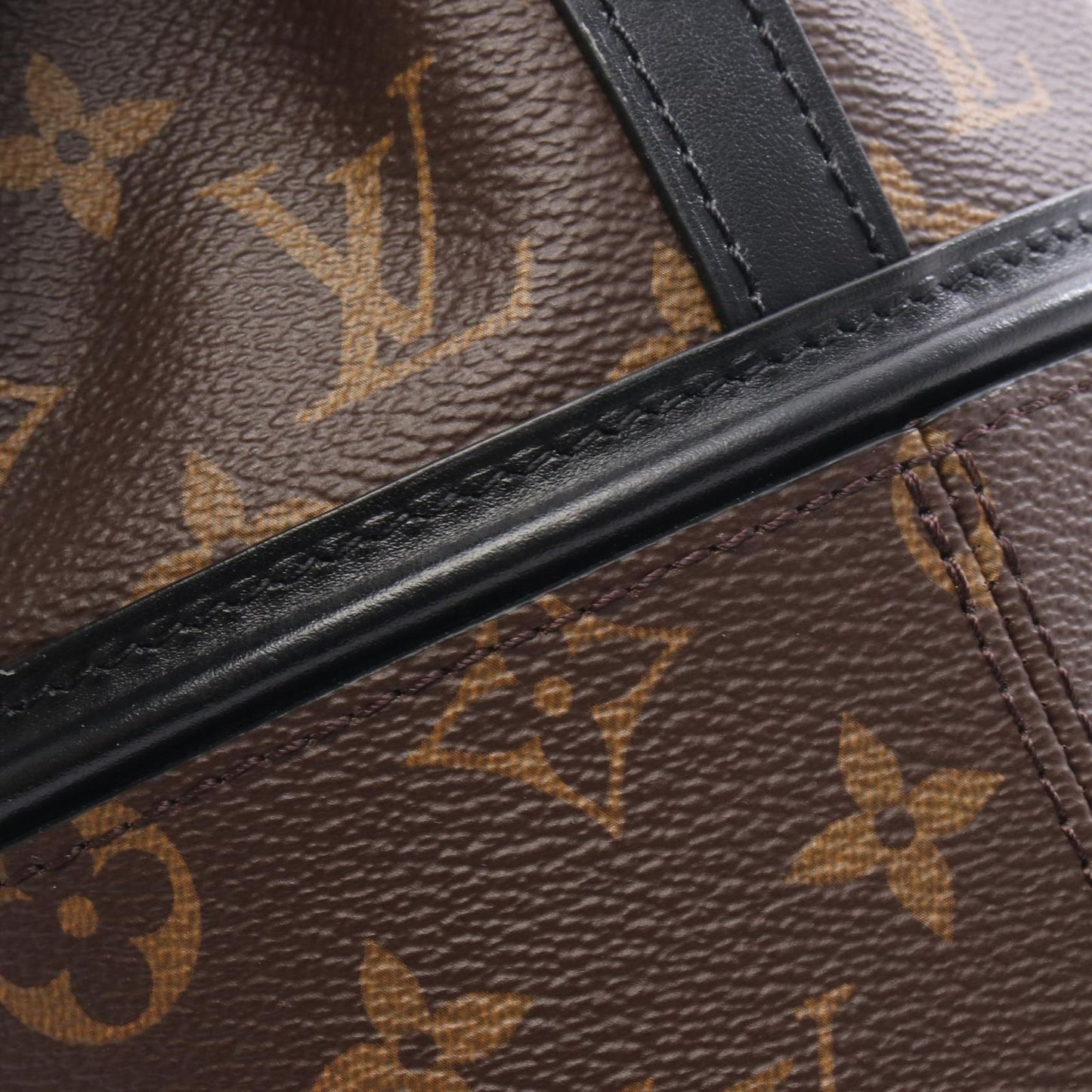 Louis Vuitton Canoe Handbag - Exquisite Craftsmanship in Brown & Black