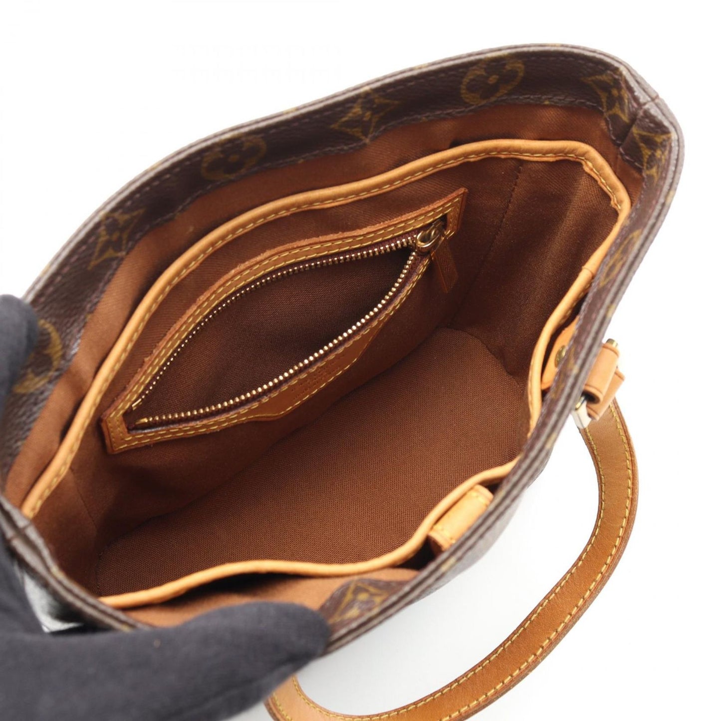 Louis Vuitton Monogram Vavin PM Handbag - Timeless Elegance