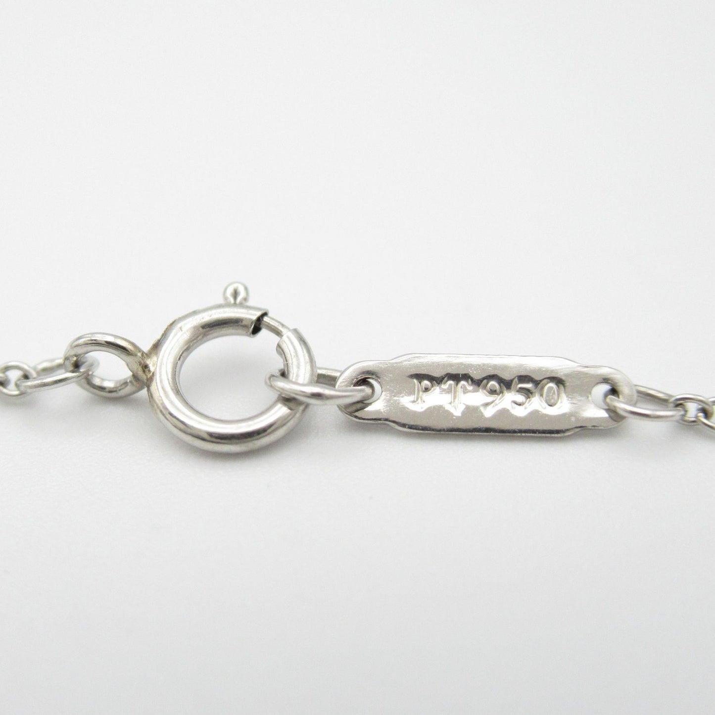 TIFFANY & CO Solitaire Necklace 0.34ct in Platinum - Timeless Elegance