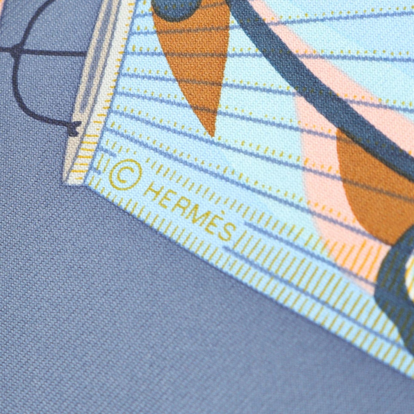 HERMES Petit Carré 45 Gavroche Lanternes Ballons Scarf - Gray Silk