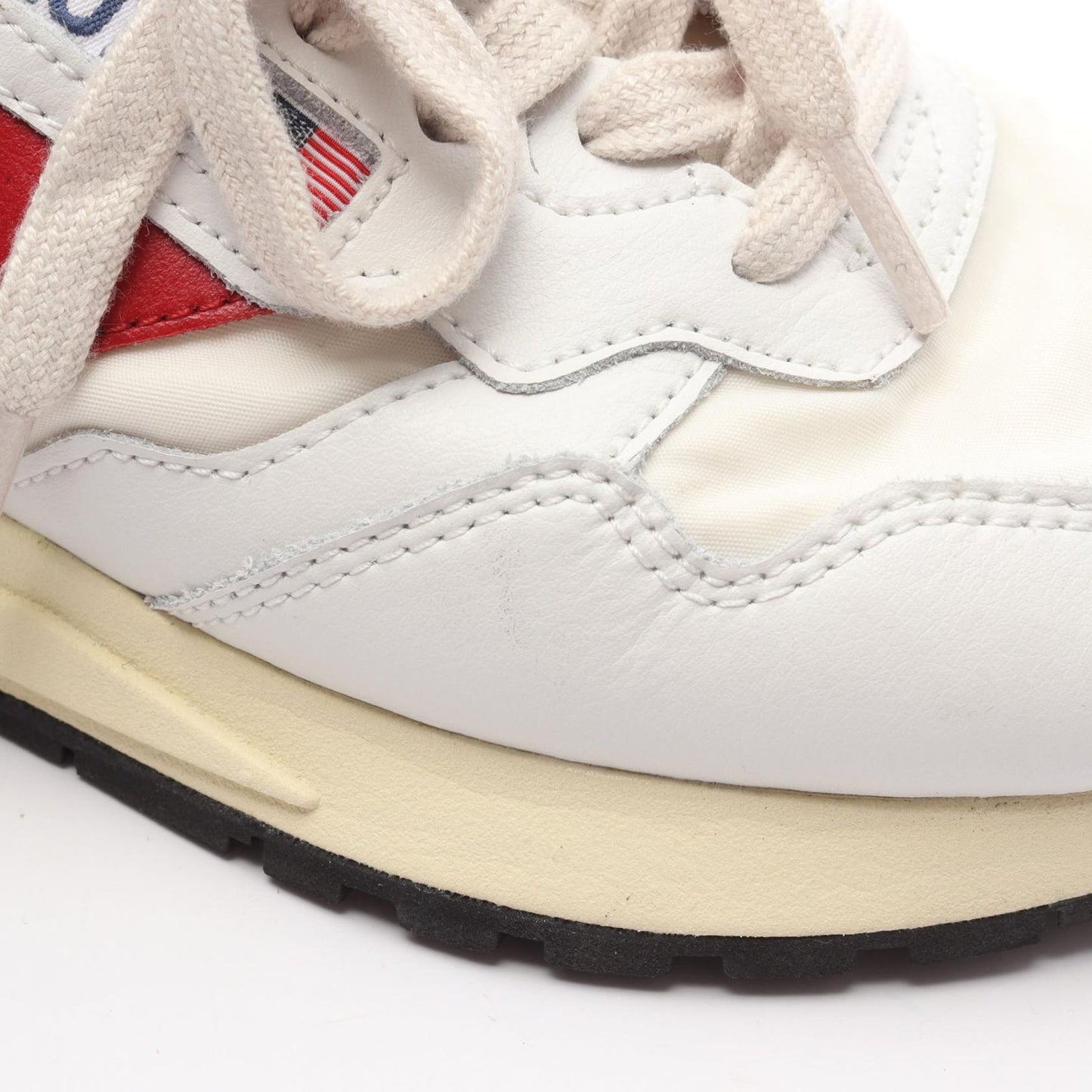 AUTRY White Leather Sneakers - Timeless Elegance for Women