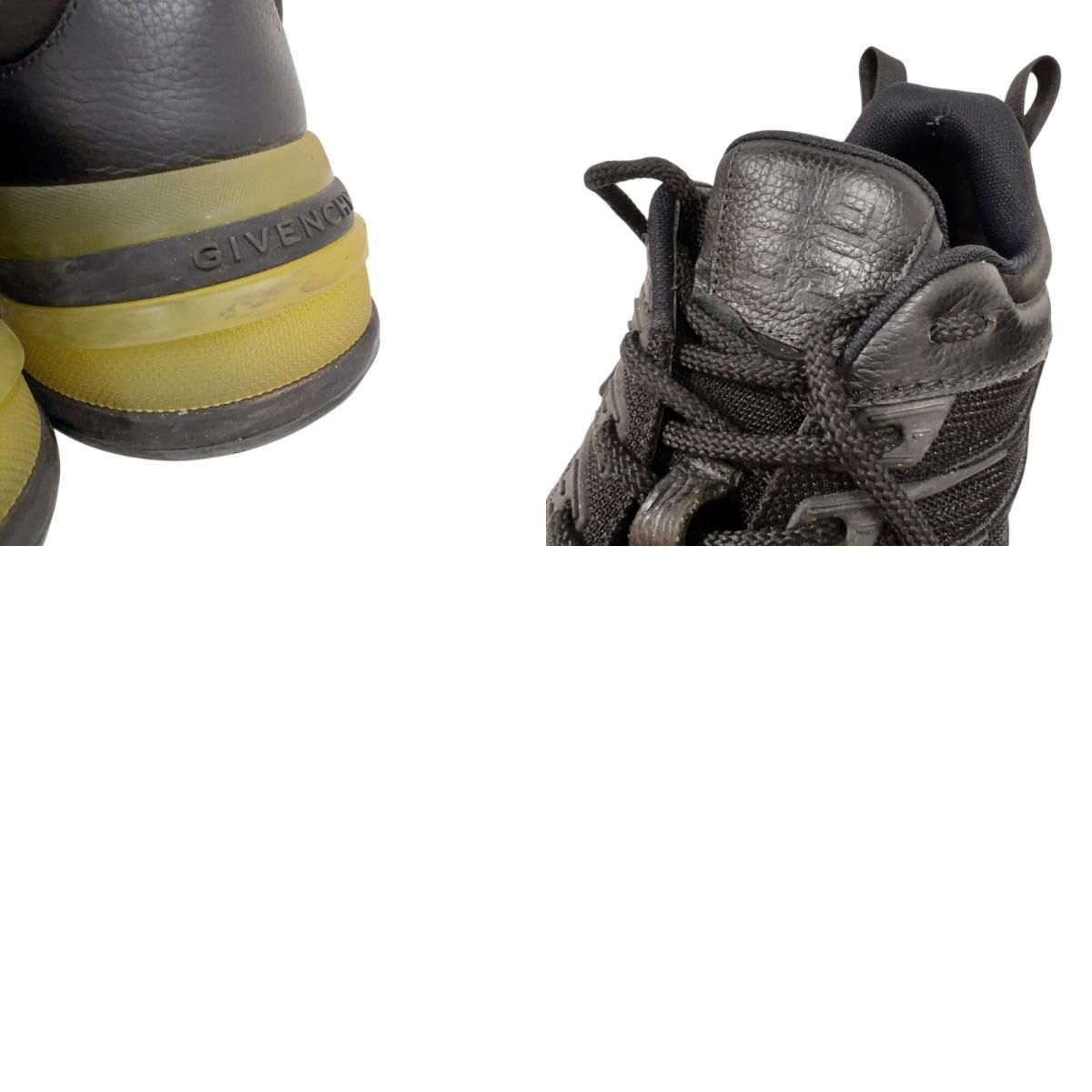 Givenchy GIV 1 Runner Low-Cut Sneakers in Black - Size EU 42