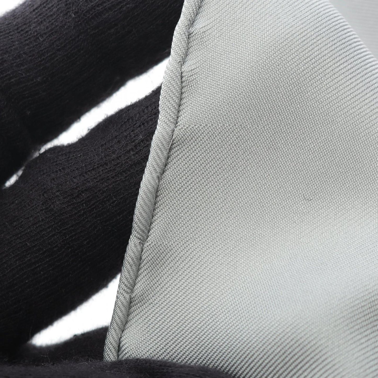 HERMES Halte en Camargue Silk Scarf - Timeless Elegance