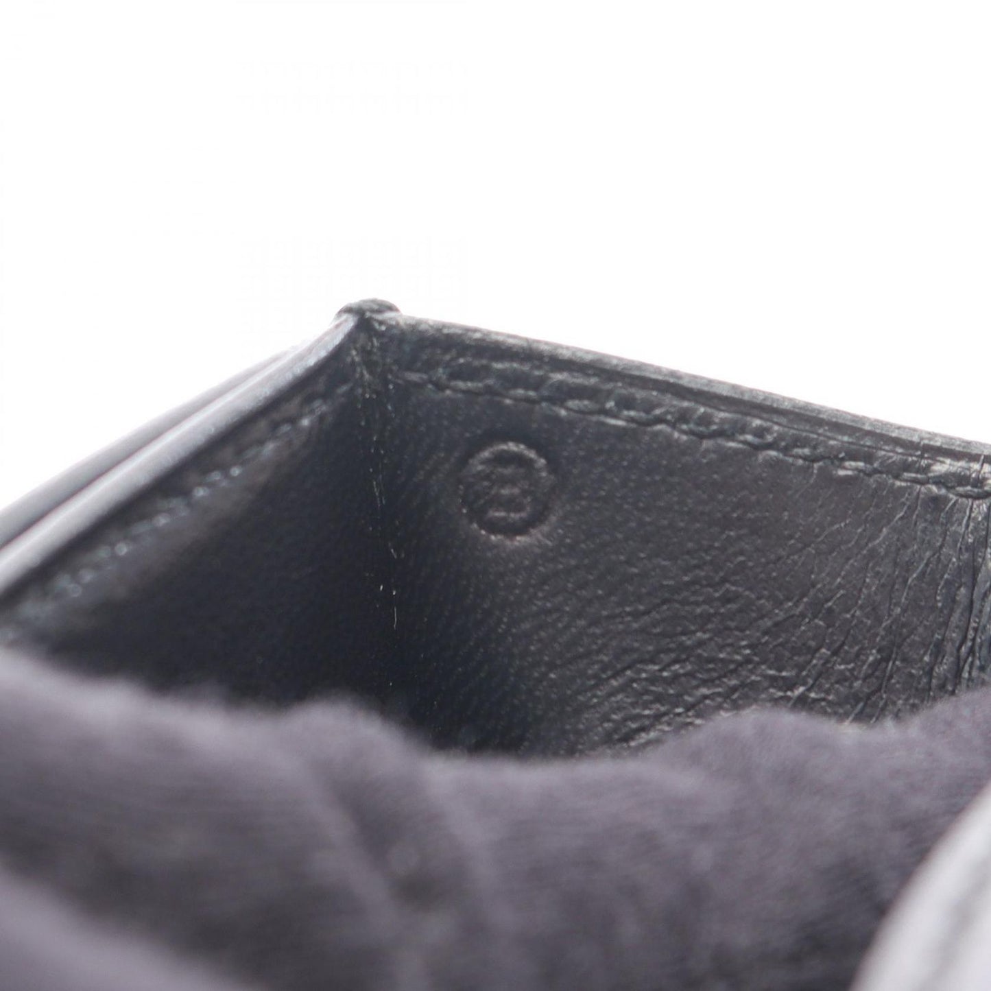 HERMES Escale Black Calfskin Handbag - Vintage Elegance