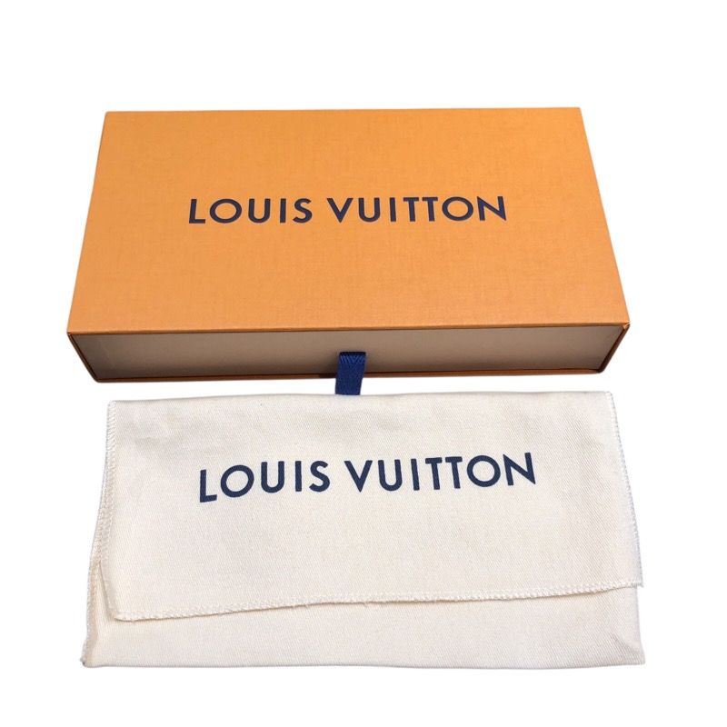 Louis Vuitton Zippy Wallet M61857 in Noir Epi Leather - Men's Luxury