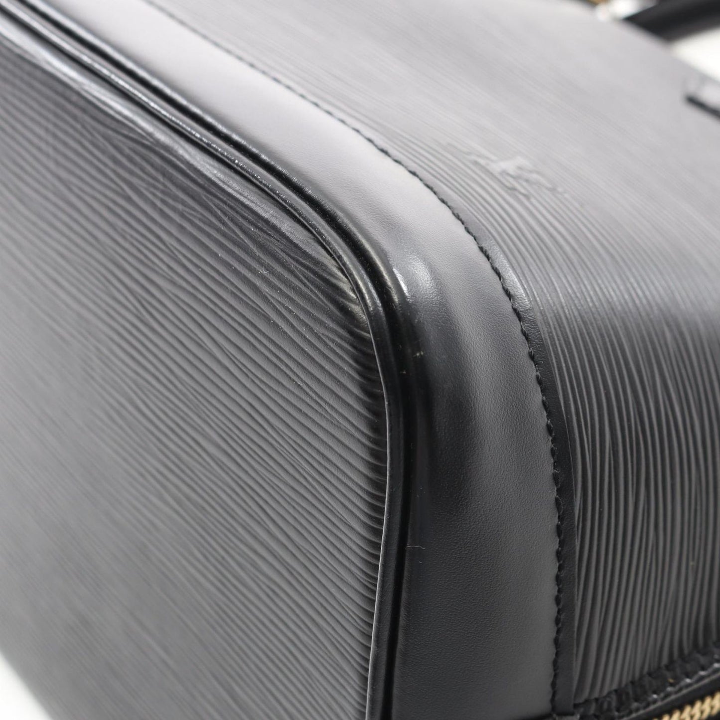 Louis Vuitton Alma Epi Noir Handbag - Timeless Elegance